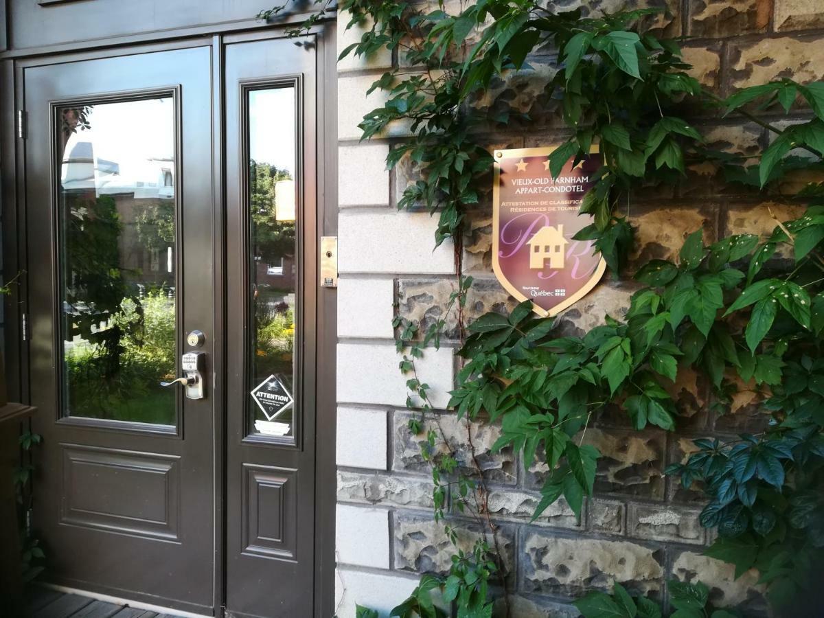 Vieux-Old Farnham Appart-Condotel Екстериор снимка
